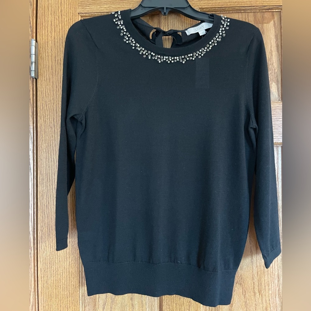 Women’s Lightweight Sweater with Jeweled Neck & Ribbon Tie. Black, Size Medium.
